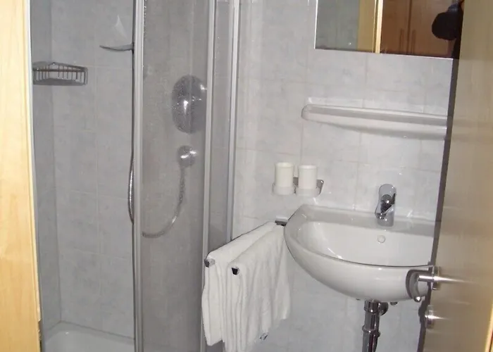 赫纳公寓酒店 公寓 菲根